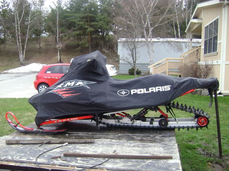 lastbutnotleastsnowmobilepictures.jpg