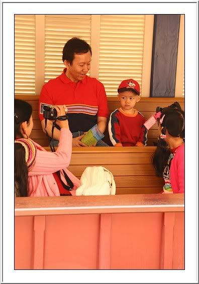 ทัวร์สงกรานต์ ฮ่องกง ดิสนีย์แลนด์ ตอนที่ 1