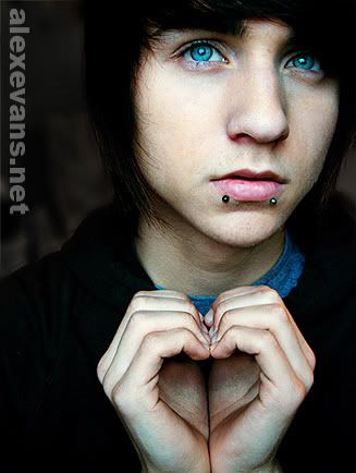 hot emo guys with snake bites and blue eyes