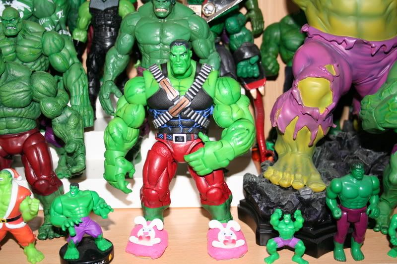 smart hulk figure