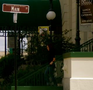 Main St