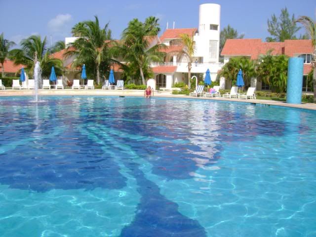 Villa Vera pool