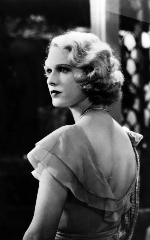 Anna_Neagle_02.jpg