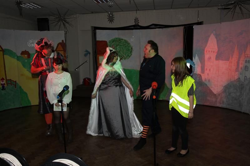  photo TheSnowQueen201358_zps5c95c452.jpg