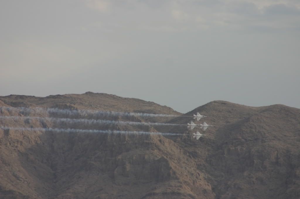 IMAGE: http://i127.photobucket.com/albums/p150/tonyniev/airshow067.jpg