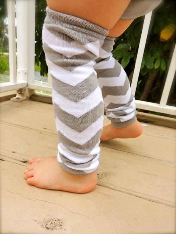 chevron leg warmers photo DSCN1765_zpse904ef96.jpg