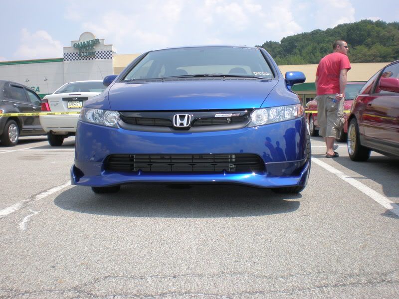 http://i127.photobucket.com/albums/p153/Jtro15/Honda-Tech%20Meet%2008/P7180007.jpg