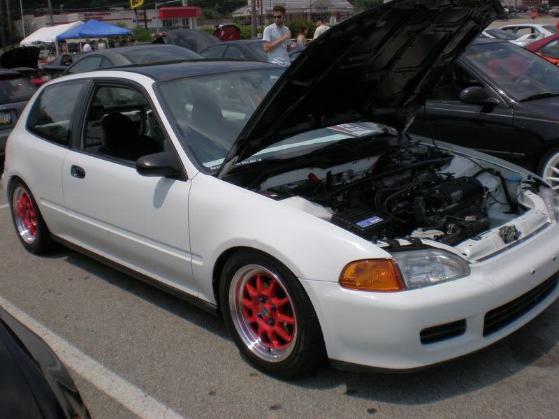 http://i127.photobucket.com/albums/p153/Jtro15/Honda-Tech%20Meet%2008/P7180014.jpg