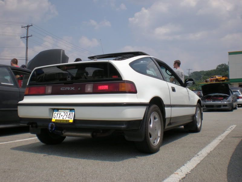 http://i127.photobucket.com/albums/p153/Jtro15/Honda-Tech%20Meet%2008/P7190019.jpg