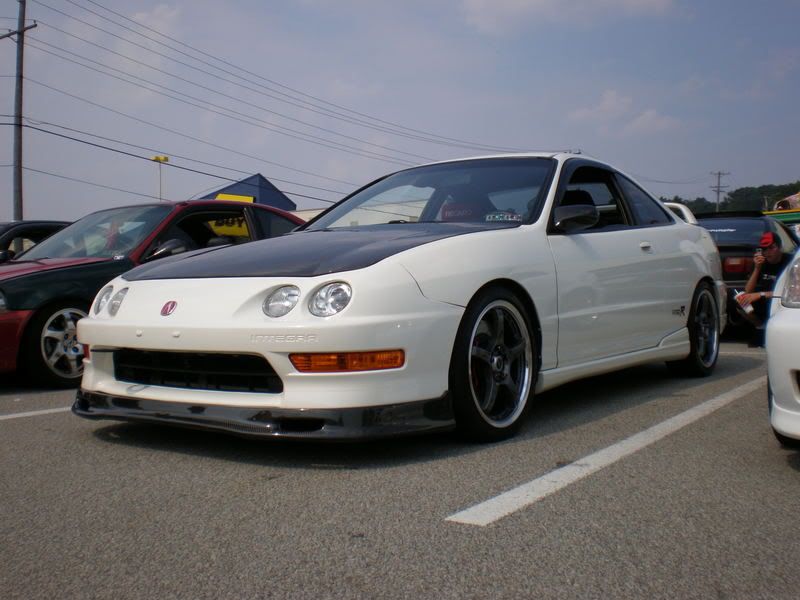 http://i127.photobucket.com/albums/p153/Jtro15/Honda-Tech%20Meet%2008/P7190034.jpg