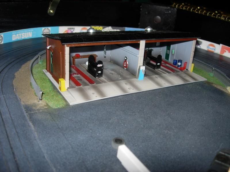 Aurora Model Motoring Pit Stop HobbyTalk