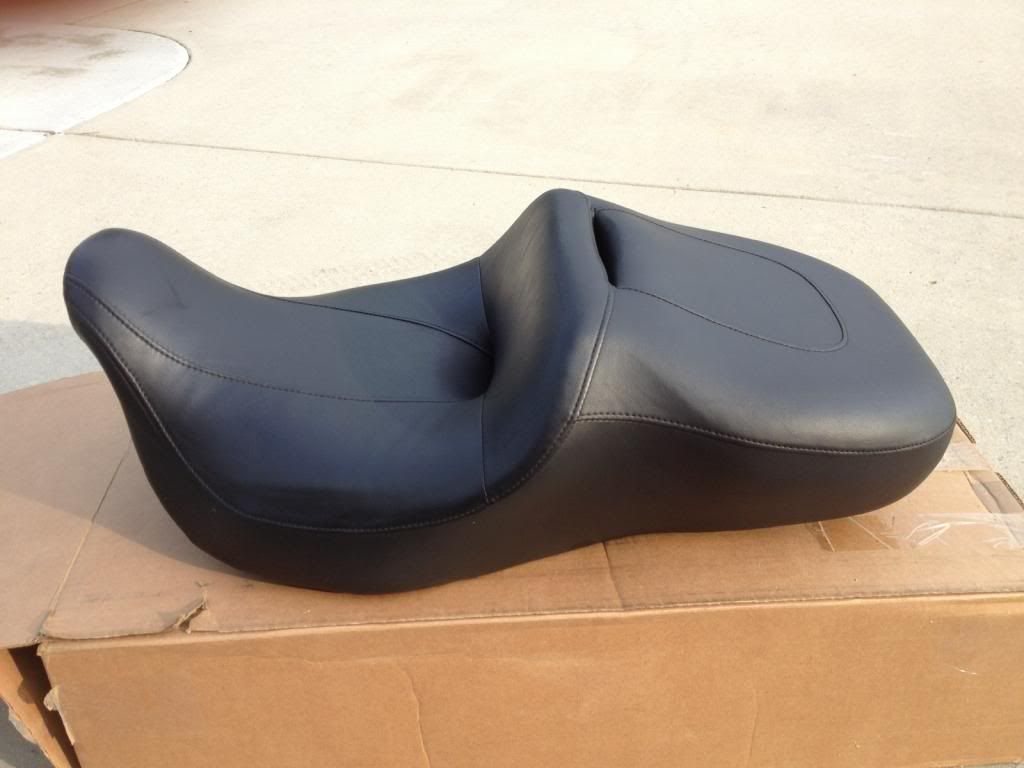 09ultraclassicseat.jpg