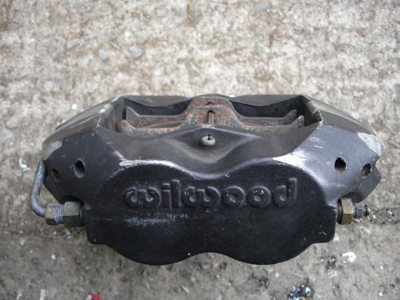 wilwood dynalite 4 pot calipers