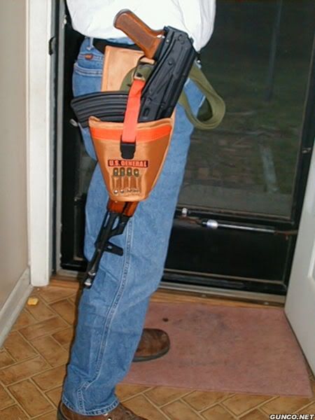https://i127.photobucket.com/albums/p123/west-phoenix-az/BF2S/AK_Holster.jpg