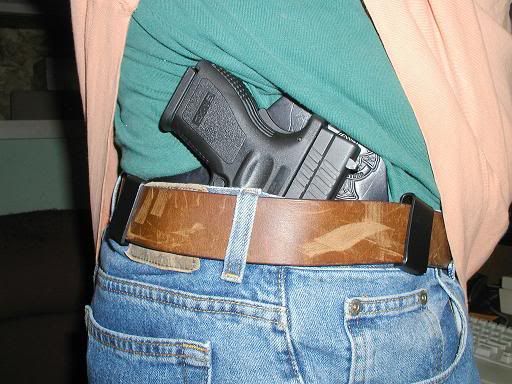 https://i127.photobucket.com/albums/p123/west-phoenix-az/Guns/inside_pants_holster-3.jpg