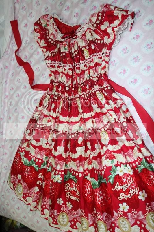  Angelic Pretty - Melty Berry Princess OP in Red